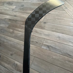 Senior True Project X Smoke Left Hand Hockey Stick T28 (Used)