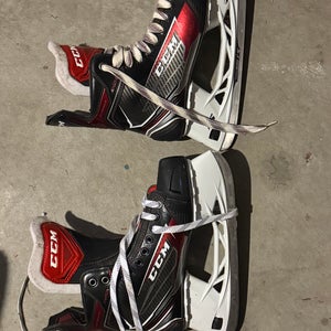 2023 CCM JetSpeed Shock Hockey Skates Regular Width 7 (Used)Like new