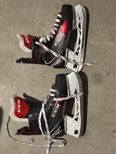 2023 CCM JetSpeed Shock Hockey Skates Regular Width 7 (Used)Like new