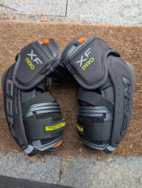 New Without Tags CCM Tacks XF pro Elbow Pads - Senior Medium
