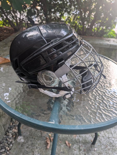 Pro Stock CCM Super Tacks X Helmet - Senior Medium