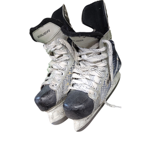 Used Bauer VAPOR Junior Hockey Skate Junior 03 11833-S000165772