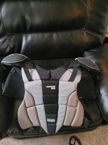 Senior Bauer Supreme SP5000 Shoulder Pads