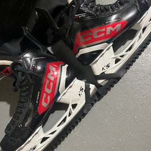 CCM JetSpeed FT670 Hockey Skates Regular Width 11 (Used)