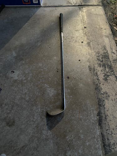 Men's Dunlop 9 Iron Right Handed (Used)