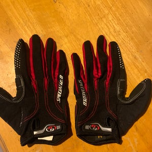 Medium Bike Gloves (Used) Specialized