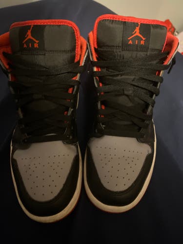Black Size M 9.0 (W 10.0) Men's Air Jordan (Used)