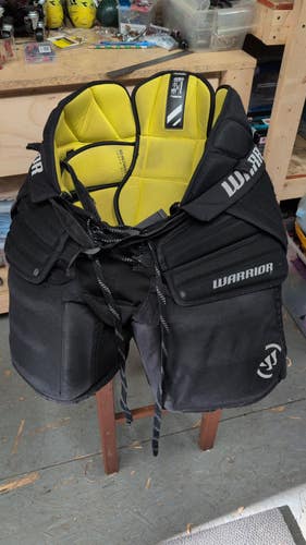 Intermediate Used Large/XL Warrior Ritual X2 Hockey Goalie Pants