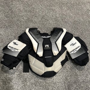Large/Extra Large Bauer Prodigy Goalie Chest Protector (Used)