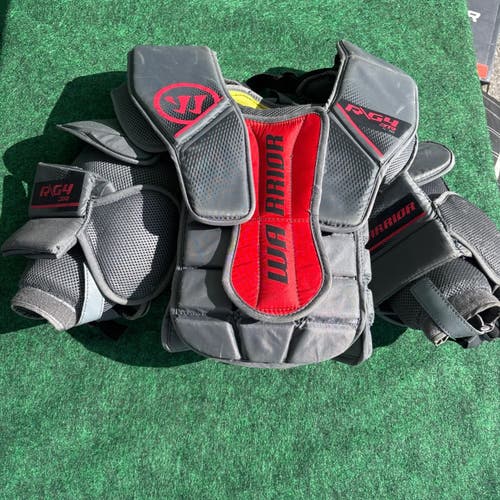 Warrior Ritual G4 Goalie Chest Protector (Used) | Junior Small / Medium