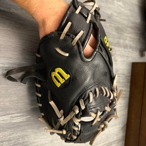 Wilson A730 RH Catcher's Baseball Glove 32.5" (Used)