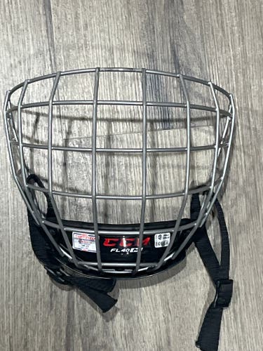 Medium CCM FitLite FL40 (Used)