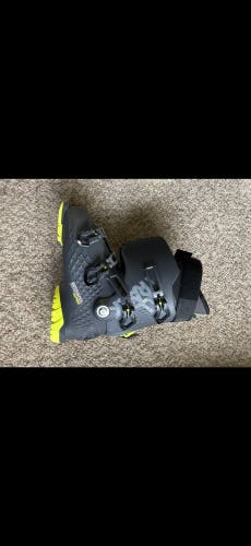 Mondo 28 & 28.5 Men's Rossignol Alltrack 110 Ski Boots (Used)