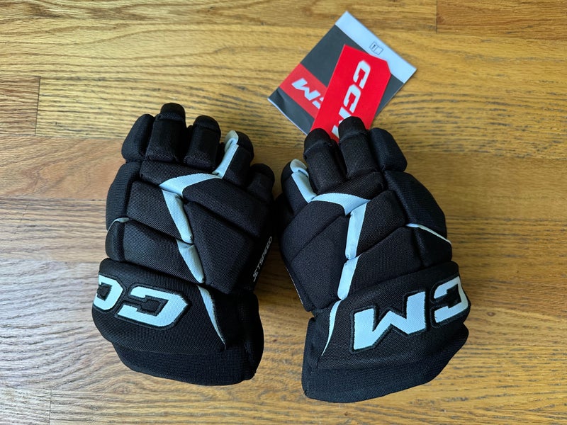 NEW CCM Jetspeed FT680 Junior Hockey Gloves