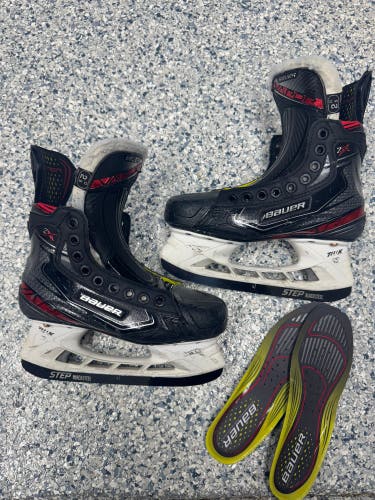 Bauer Vapor 2X Hockey Skates Regular Width Size 2.5 (Used)