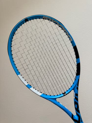Babolat Pure Drive 2018, 4 3/8", Good Condition