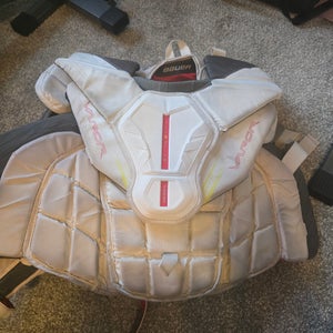 2023 XS Bauer Vapor Hyperlite 2 Goalie Chest Protector (Used)