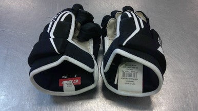 Used CCM 4R2 Youth Gloves Black 8" 11339-S000194137