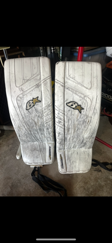 33" 2020 Brian's Optik 9.0 Goalie Leg Pads (Used)