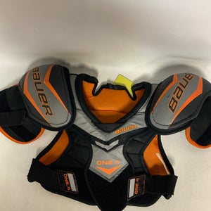 Used Bauer ONE 4 Junior Shoulder Pads Black And Orange MD 11823-S000034033