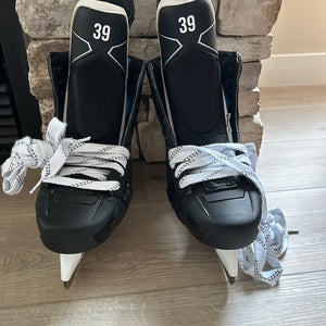 2024 CCM JetSpeed FT6 Pro Hockey Skates Regular Width 10 (New)
