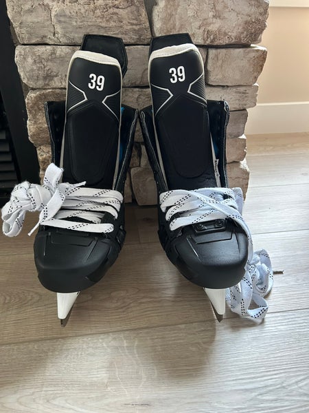 2024 CCM JetSpeed FT6 Pro Hockey Skates Regular Width 10 (New)