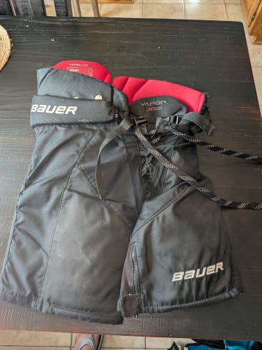 Junior Medium Bauer Hockey Pants (Used)