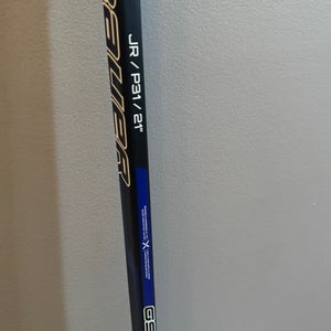 Junior Bauer gsx Regular Goalie Stick 21" Paddle (Used)