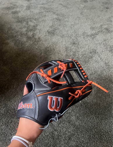 2022 Wilson A2000 RH Infield Baseball Glove 11.5" (New)