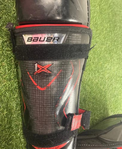 13" Bauer Vapor 1X Lite Shin Pads