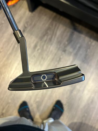 Blue Men's 2025 Bettinardi Studio Stock 9 Remix Blade Right Handed Putter 34" (New)