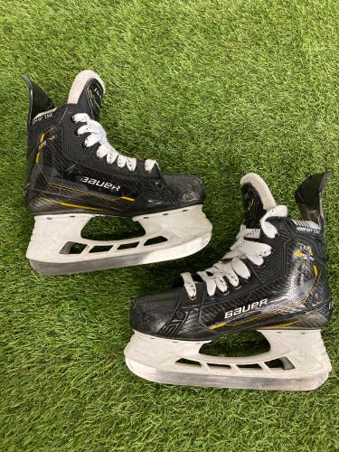 Bauer Supreme M5 Pro - Intermediate