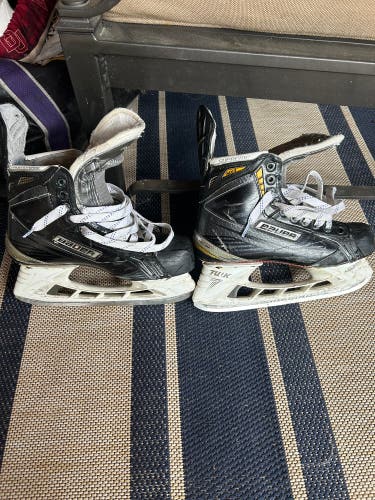 Used Bauer Regular Width Size 7.5 Supreme TotalOne MX3 Hockey Skates