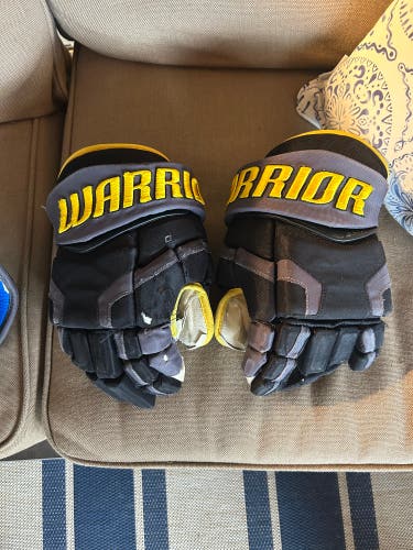Warrior Covert Pro Gloves 13" Pro Stock (Used)