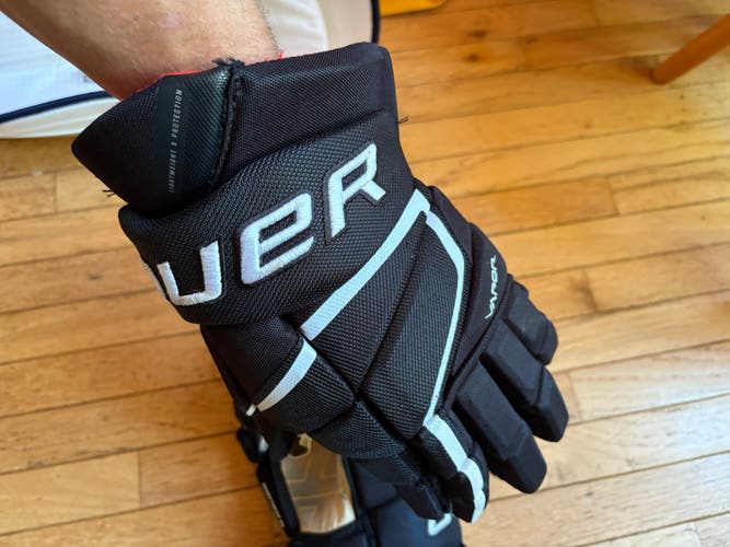 Bauer 3X Pro 14” Senior Hockey Gloves