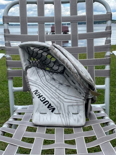 2024 Vaughn V10 Pro Carbon Regular Pro Stock (Used)