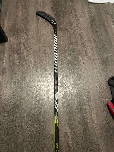 Senior Warrior Alpha LX2 Right Handed Hockey Stick W88 Pro Stock (New)