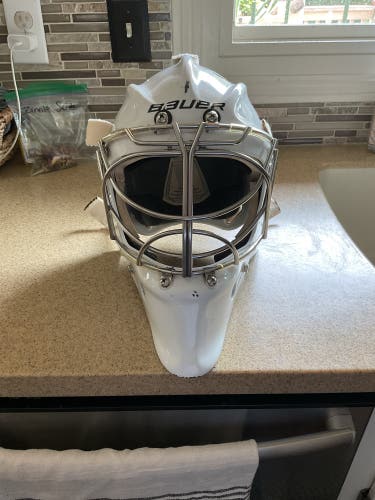 Senior Large Bauer 960 Goalie Mask (Used)