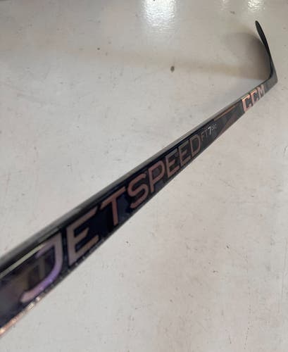 CCM Jetspeed FT7 Pro RH P91A 85 Flex (Lightly Used)
