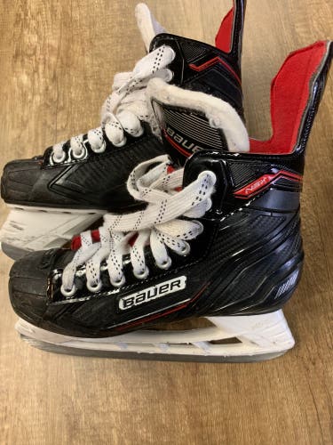 Bauer NSX Hockey Skates Regular Width Size 4 (Used)