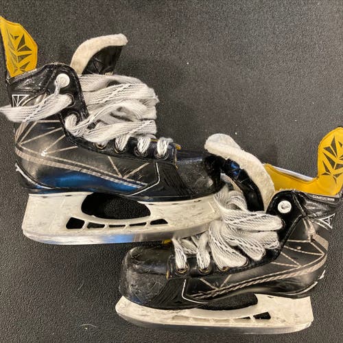 Bauer Supreme 1S Hockey Skates | Size Y13.5