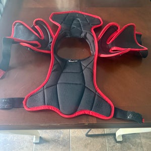 Men's Medium Youth CCM Jetspeed Edge Shoulder Pads (Used)