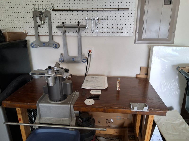 (Used) Ice Skate Sharpening Machine