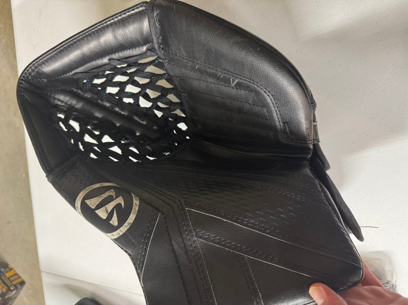 Warrior Goalie Leg Pads, Blocker and Glove