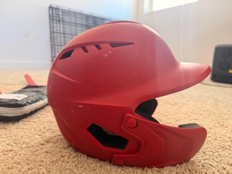 Medium/Large Victus Batting Helmet (Used)