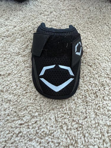 Black Junior EvoShield Elbow Guard Elbow Protection (Used)