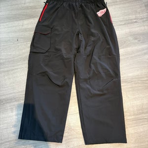 Detroit Red Wings Cargo Pocket Black Men's Pants (New)