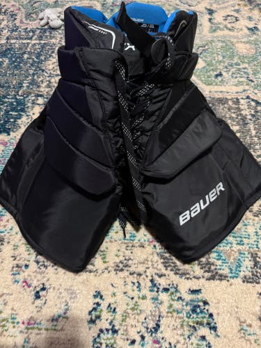 Junior Medium Bauer GSX Hockey Goalie Pants (Used)