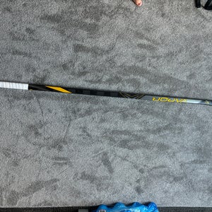 Senior Bauer Vapor FlyLite Left Hand Hockey Stick P28 Pro Stock (Used)