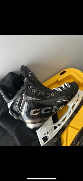 2024 CCM Tacks XF Pro Hockey Skates Regular Width 7 (New)